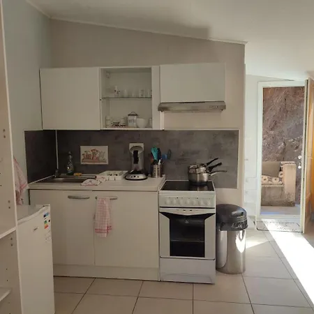 Rose Corse * Santa-Maria-Figaniella